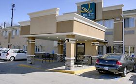 Quality Inn And Suites Des Moines Airport